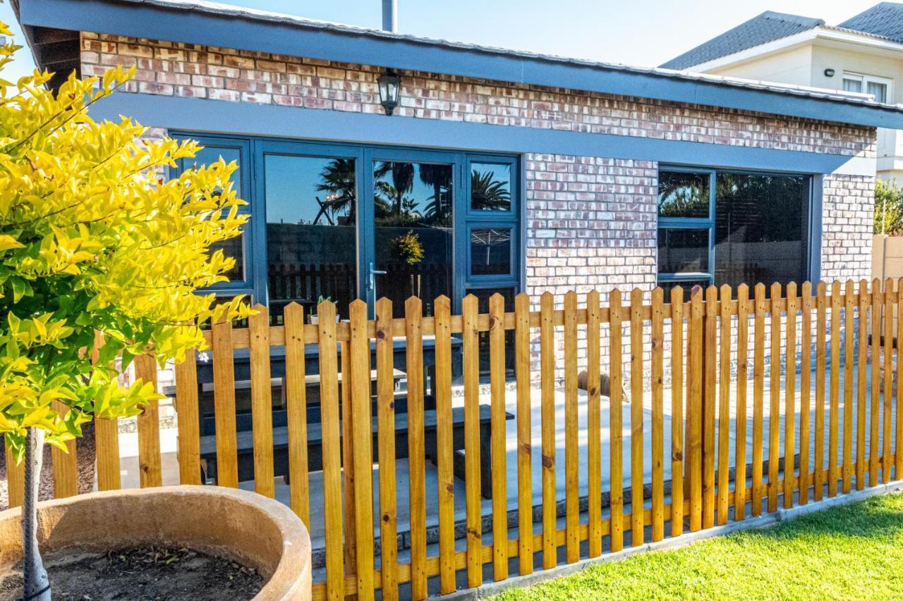 Salty Corner Cottage Swakopmund Εξωτερικό φωτογραφία