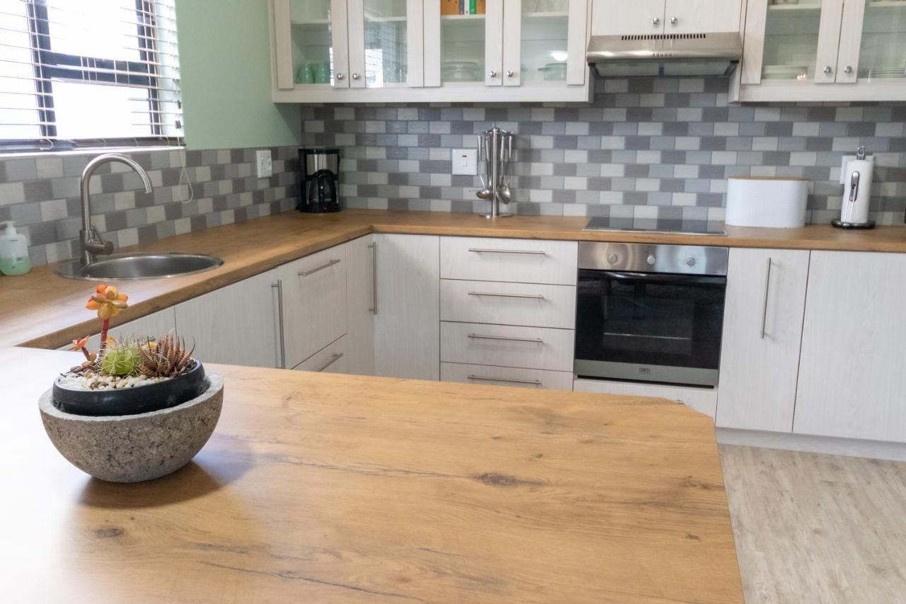 Salty Corner Cottage Swakopmund Εξωτερικό φωτογραφία